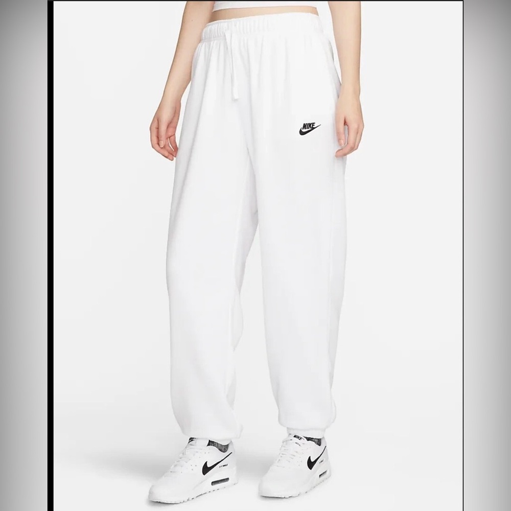 Women’s Nike White Jogger Pants 2XL